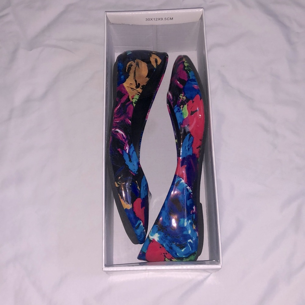 Floral Steve Madden flats